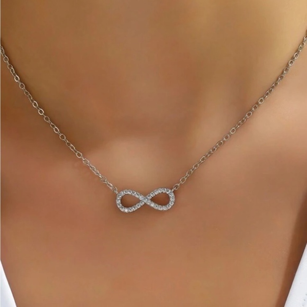 Silver necklace